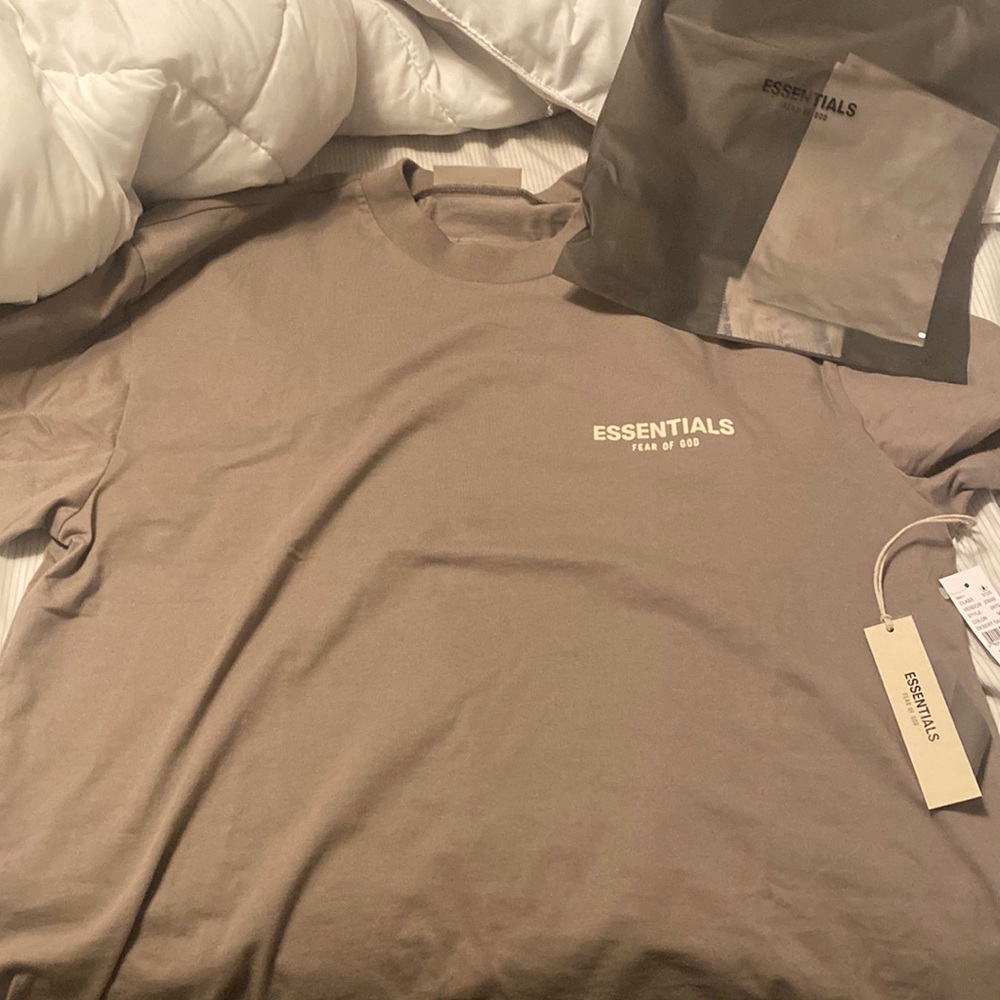 Essentials short sleeve tee